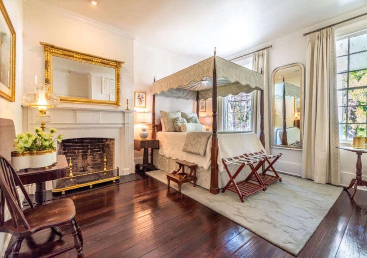 Linden - A Historic Bed And Breakfast Натчес Екстериор снимка