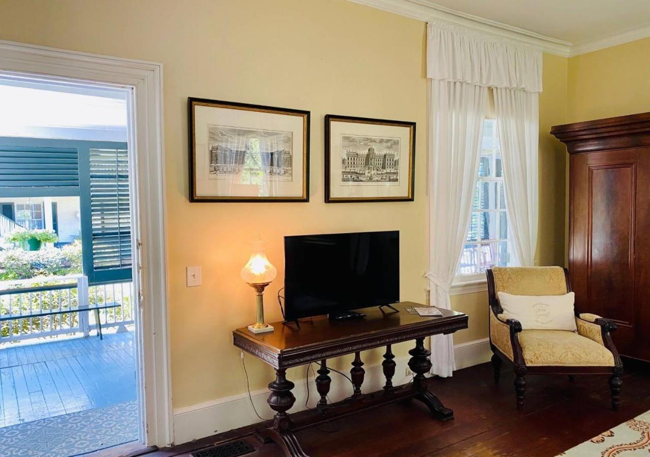 Linden - A Historic Bed And Breakfast Натчес Екстериор снимка